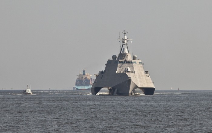 Siêu hạm tàng hình, tác chiến ven bờ USS Independence (LCS 2) của Hải quân Mỹ